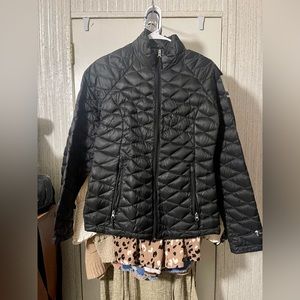 Lightweight puffer jacket